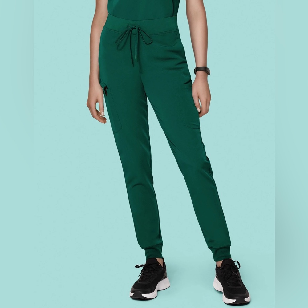 Mandala 9 Pocket Jogger Scrub Pants- Hunter Green- XS
